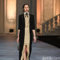 Koleksi terbaru dari brand Sebastian Red & Sebastian Sposa, dengan mengusung tema ARISTOCRAT bertempat di Ballroom The Ritz-Carlton Pasific Place. Jakarta. [Foto Mohammad Abduh/Wolipop]