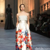 Koleksi terbaru dari brand Sebastian Red & Sebastian Sposa, dengan mengusung tema ARISTOCRAT bertempat di Ballroom The Ritz-Carlton Pasific Place. Jakarta. [Foto Mohammad Abduh/Wolipop]