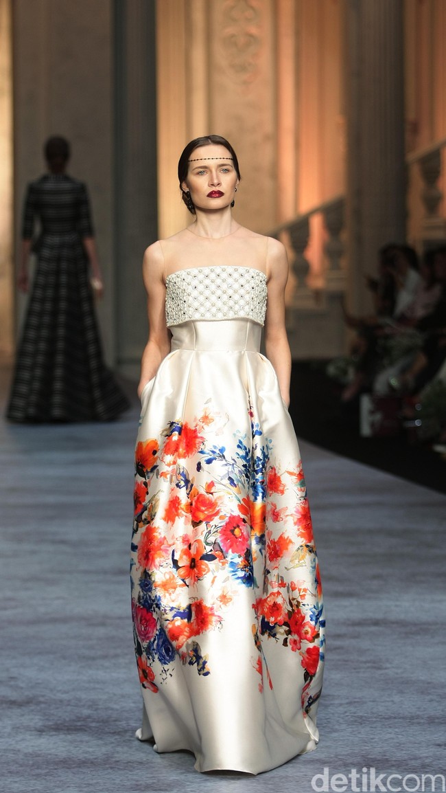 Koleksi terbaru dari brand Sebastian Red & Sebastian Sposa, dengan mengusung tema ARISTOCRAT bertempat di Ballroom The Ritz-Carlton Pasific Place. Jakarta. [Foto Mohammad Abduh/Wolipop]