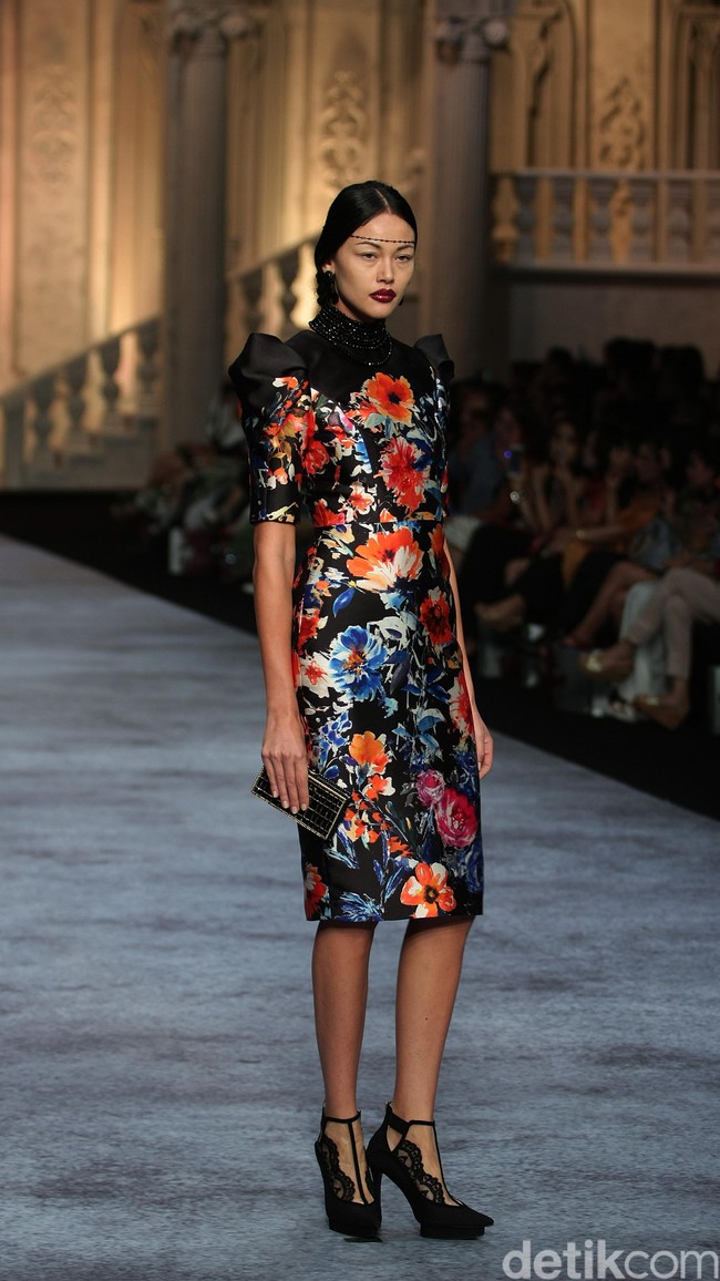 Koleksi terbaru dari brand Sebastian Red & Sebastian Sposa, dengan mengusung tema ARISTOCRAT bertempat di Ballroom The Ritz-Carlton Pasific Place. Jakarta. [Foto Mohammad Abduh/Wolipop]