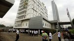 Pemkot Jaksel Bongkar Lahan Parkir Hotel Pop!