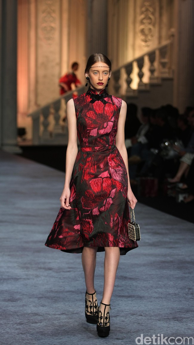 Koleksi terbaru dari brand Sebastian Red & Sebastian Sposa, dengan mengusung tema ARISTOCRAT bertempat di Ballroom The Ritz-Carlton Pasific Place. Jakarta. [Foto Mohammad Abduh/Wolipop]