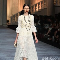 Koleksi terbaru dari brand Sebastian Red & Sebastian Sposa, dengan mengusung tema ARISTOCRAT bertempat di Ballroom The Ritz-Carlton Pasific Place. Jakarta. [Foto Mohammad Abduh/Wolipop]