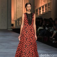 Koleksi terbaru dari brand Sebastian Red & Sebastian Sposa, dengan mengusung tema ARISTOCRAT bertempat di Ballroom The Ritz-Carlton Pasific Place. Jakarta. [Foto Mohammad Abduh/Wolipop]