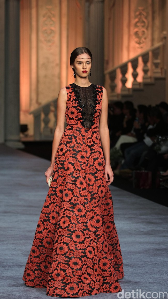 Koleksi terbaru dari brand Sebastian Red & Sebastian Sposa, dengan mengusung tema ARISTOCRAT bertempat di Ballroom The Ritz-Carlton Pasific Place. Jakarta. [Foto Mohammad Abduh/Wolipop]