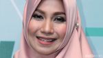Tanpa Suami, Puput Melati Tetap Happy
