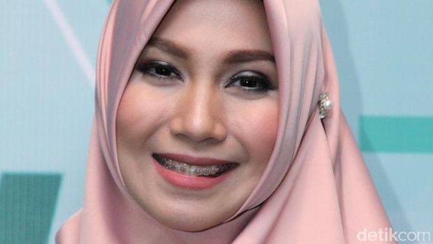 Jupe Komentar Soal Kabar Bangkrut, Puput Melati Sudah Resmi Bercerai?