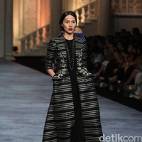 Koleksi terbaru dari brand Sebastian Red & Sebastian Sposa, dengan mengusung tema ARISTOCRAT bertempat di Ballroom The Ritz-Carlton Pasific Place. Jakarta. [Foto Mohammad Abduh/Wolipop]