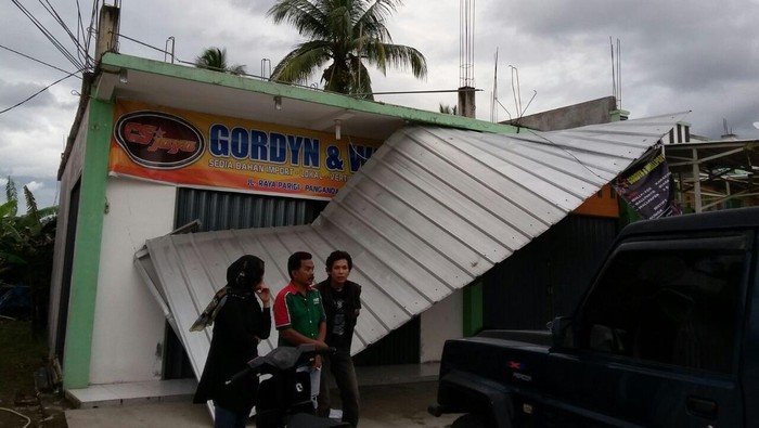 Begini Penampakan Kerusakan Akibat Puting Beliung Pangandaran
