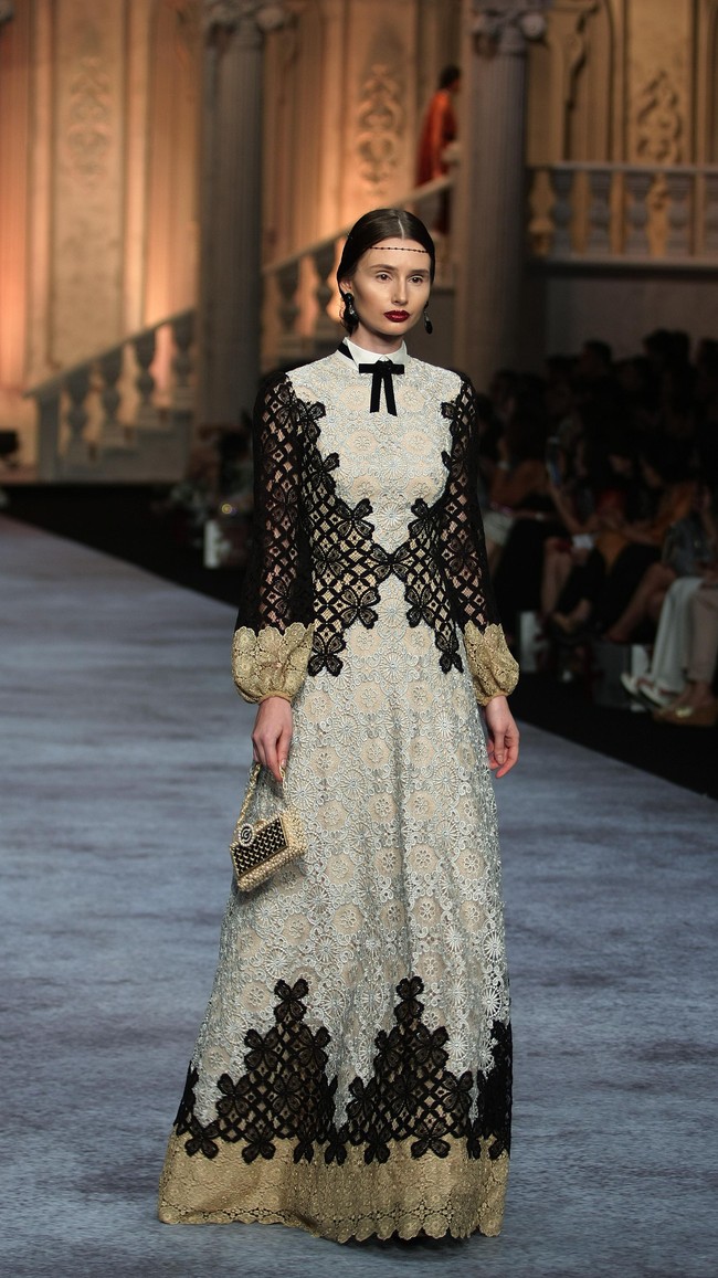 Koleksi terbaru dari brand Sebastian Red & Sebastian Sposa, dengan mengusung tema ARISTOCRAT bertempat di Ballroom The Ritz-Carlton Pasific Place. Jakarta. [Foto Mohammad Abduh/Wolipop]