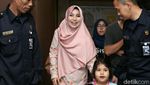 Tanpa Suami, Puput Melati Tetap Happy