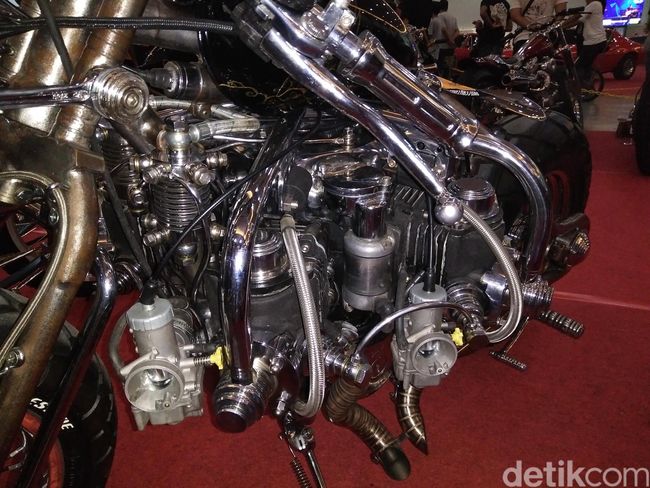 Bengkel Modif  Ini Ingin Satukan Mesin V Boxer dan Inline