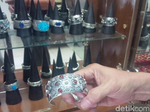 Kerajinan Perak Ini Digemari Orang Berduit