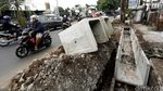 Perbaikan Saluran Air di Jalan Raya Ragunan
