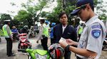 Tim Gabungan Razia Pajak Kendaraan di Depok