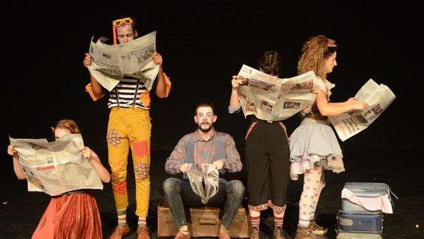 Pentas The Human Zoo Theatre Company: Perempuan yang Jatuh Cinta pada Bulan