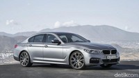 Dengan menggunakan aluminium, baja berkekuatan tinggi mampu mengurangi bobot kendaraan sampai 100 kg dibanding pendahulunya. Foto: BMW
