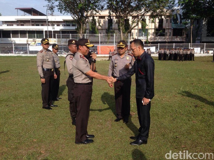 Canda Kapolda Riau soal Bripka Rudi: Masak Doktor Tak Lulus Tes Perwira?