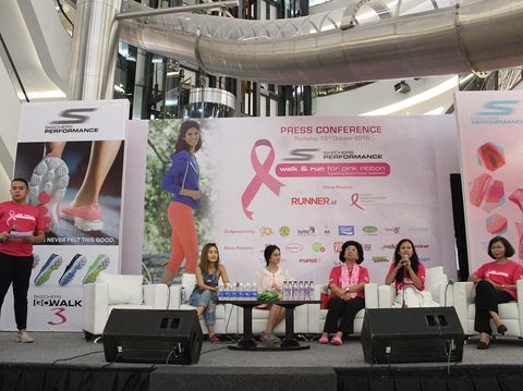 Peduli Kanker Payudara, Skechers Rilis Sepatu Edisi Terbatas