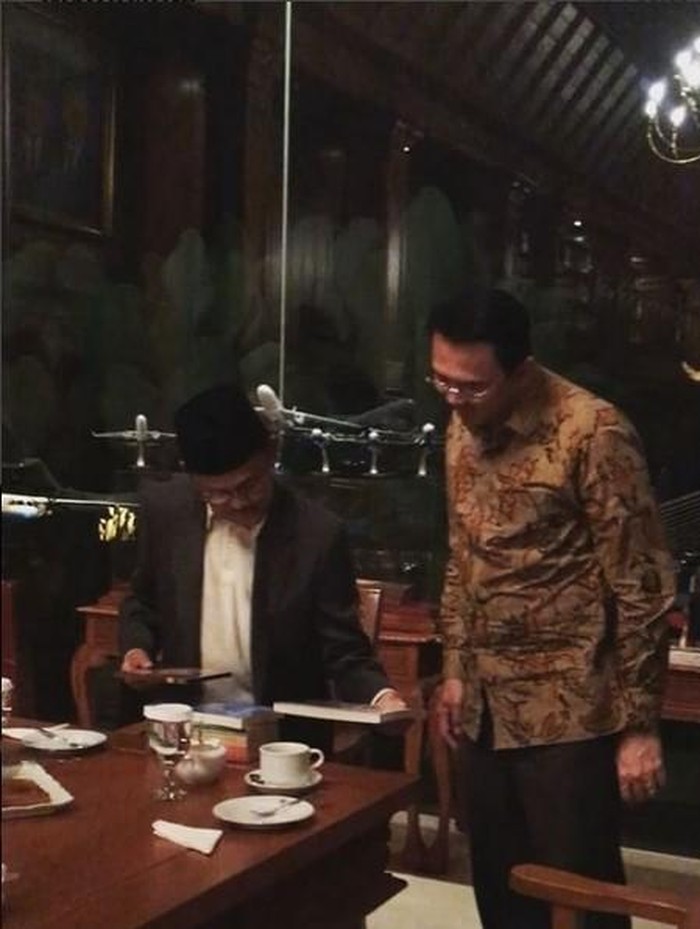 Saran BJ Habibie Buat Ahok: Tetap Senyum Walau Orang Salah Paham