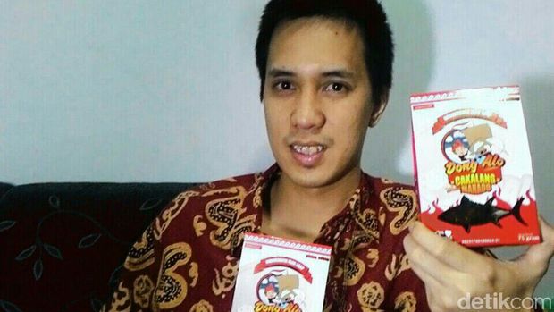 Modal Rp 100.000, Pria Kantoran Ini Bisnis Kuliner Ikan Cakalang Suwir