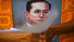 Raja Thailand Bhumibol Adulyadej Meninggal Dunia