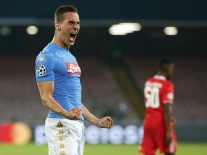 Simpati Szczesny untuk Milik