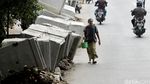 Perbaikan Saluran Air di Jalan Raya Ragunan