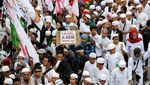 Massa FPI Bergerak ke Balai Kota DKI
