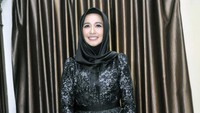 Wanita yang akrab disapa Bella itu tampak mengenakan hijab dan busana berwarna hitam. Pool/Noel/detikFoto.