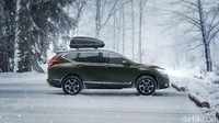Generasi kelima CR-V 2017 ini mulai dipasarkan di musim dingin ini dengan mengusung gaya terbaru, interior yang lebih premium.