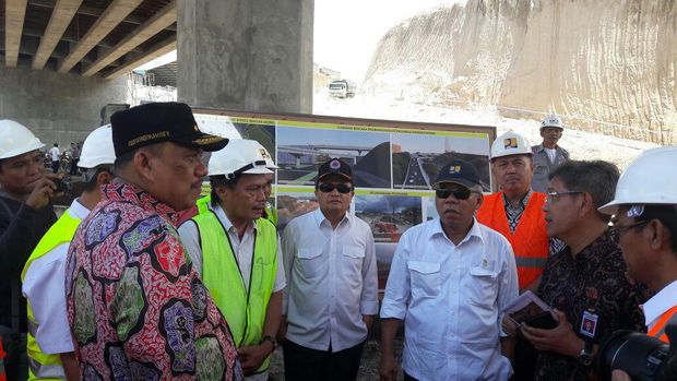 Masih Bebaskan Lahan, Tol Manado-Bitung Tersambung 2019