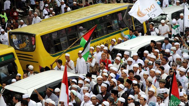 Penampakan Lautan Massa Pendemo Ahok di Medan Merdeka Timur
