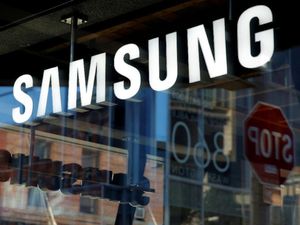 Cara Samsung Hadapi Isu soal Kerentanan Layar di Ponsel Lipat