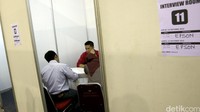 Salah satu fasilitas interview room membuat proses rekrutmen berjalan lebih cepat.