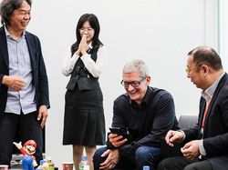 Sosok CEO Apple yang Setahun Diteror Wanita Asing