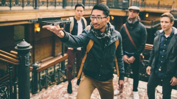 Hover Camera Passport Bantu Selfie Ekstrim