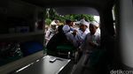 Begini Ekspresi Para Pendemo Ahok di Balai Kota