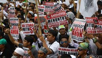 Aksi berlangsung tertib.