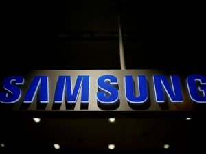 Penjualan HP-Laptop Memble, Laba Samsung Anjlok 69%