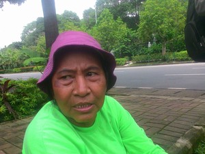 Tuti dan Kisah Ponsel Pemberian Ahok yang Hilang