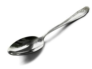 Wajib Tahu! Begini Cara Membersihkan Sendok Aluminium Pakai Baking Soda