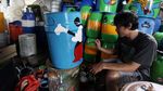 Drum Bekas Disulap Jadi Tong Sampah Cantik