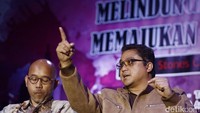 Ketua Komisi IX DPR Dede Yusuf memberikan pemaparan pada talkshow yang digelar di Jakarta, Jumat (14/10/2016) malam.