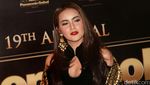 Olla Ramlan Menggoda dengan Gaun Ghea Panggabean