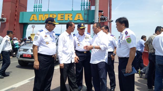 Menhub di Palembang (Foto: Nathania Riris Michico/detikcom)