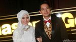Dude Harlino dan Alyssa Soebandono Tampil Beda