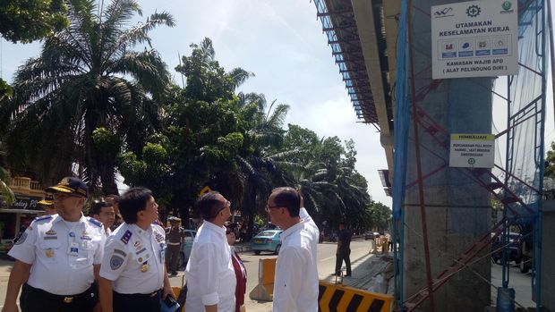 Menhub di Palembang (Foto: Nathania Riris Michico/detikcom)