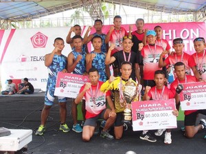 Antusiasme Peserta Triathlon Nusa Laut Adventure 2016