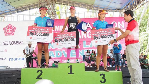 Antusiasme Peserta Triathlon Nusa Laut Adventure 2016